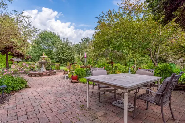1624 Spencer Mill Rd, Burns, TN 37029