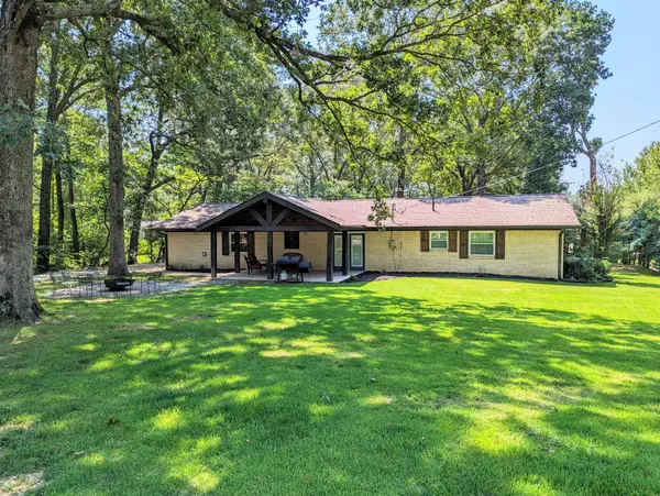 5 Eagle Creek Loop,  Buchanan,  TN 38222