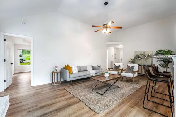 1041 Burnham Dr #S, Hendersonville, TN 37075