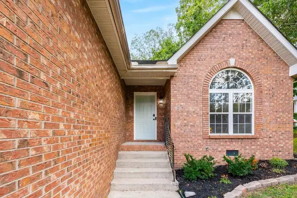 1041 Burnham Dr #S, Hendersonville, TN 37075