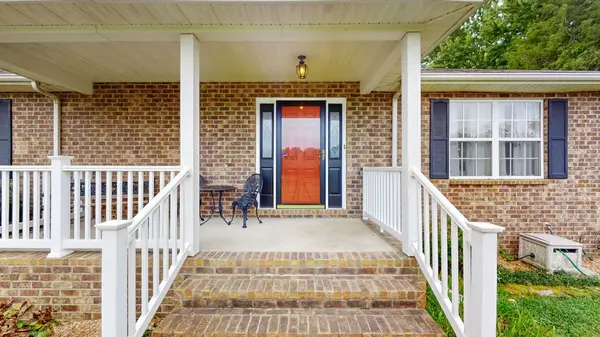 5001 Burnt Knob Rd, Murfreesboro, TN 37129
