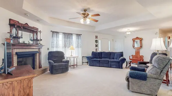 5001 Burnt Knob Rd, Murfreesboro, TN 37129