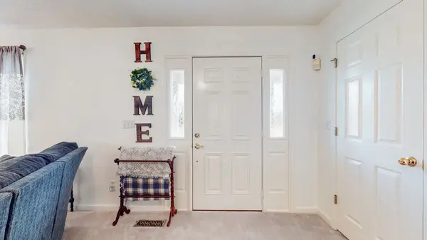 5001 Burnt Knob Rd, Murfreesboro, TN 37129
