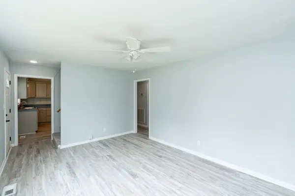2042 Old Greenbrier Pike, Greenbrier, TN 37073