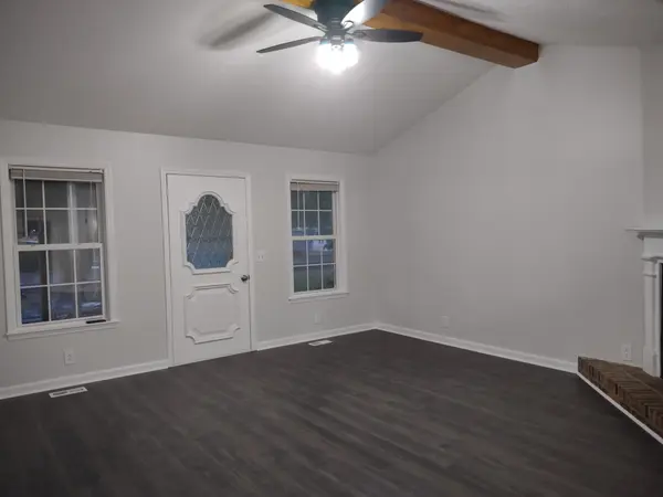 8951 Owens Chapel Rd, Springfield, TN 37172