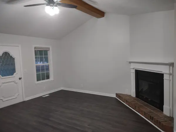 8951 Owens Chapel Rd, Springfield, TN 37172