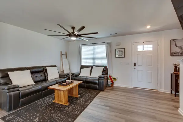 5316 Compass Way, Christiana, TN 37037