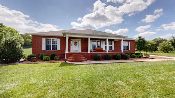 201 Gladys Dr, Shelbyville, TN 37160