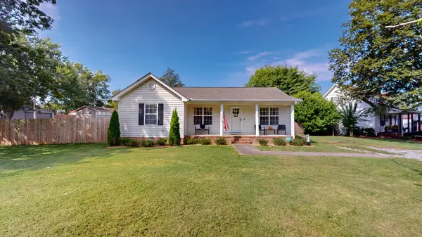 708 Adams Dr, Shelbyville, TN 37160