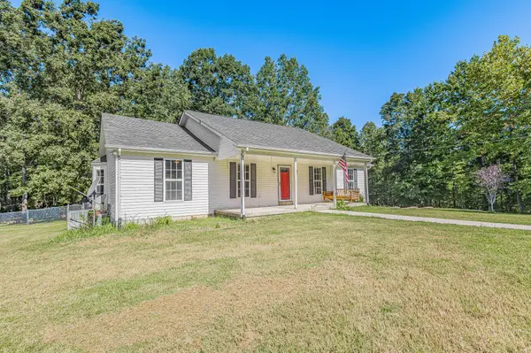 1255 Pack Rd, White Bluff, TN 37187