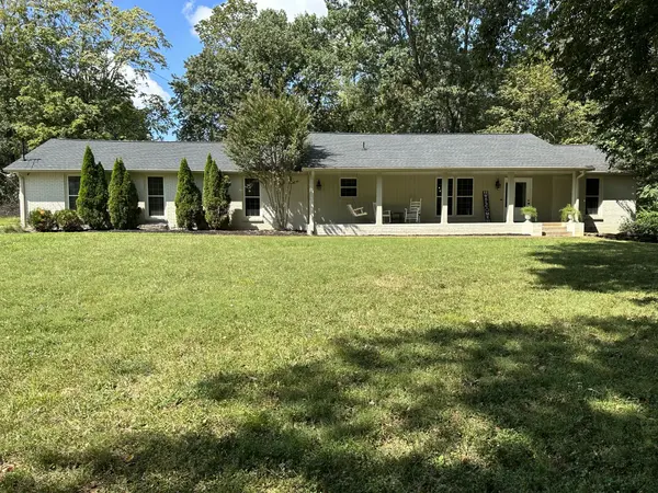 105 Walton Ct, Hendersonville, TN 37075