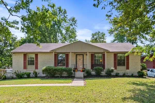 4015 Knud Dr, Columbia, TN 38401
