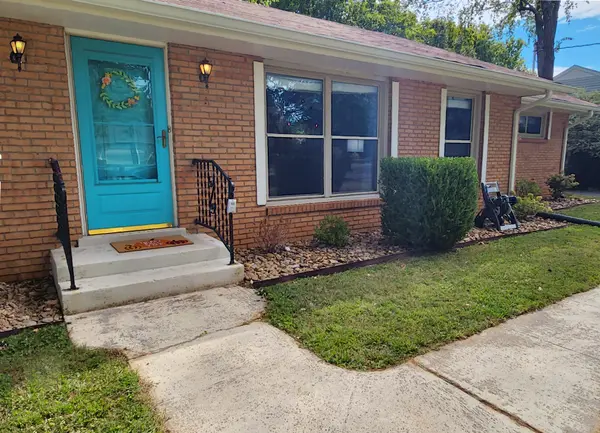 1514 Stonewall Blvd, Murfreesboro, TN 37130