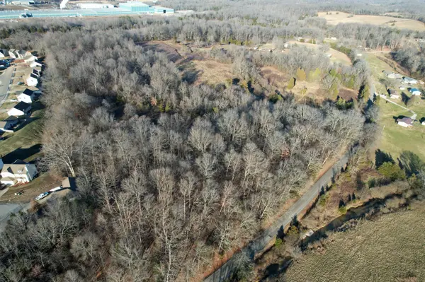 0 Gum Branch Rd, Burns, TN 37029