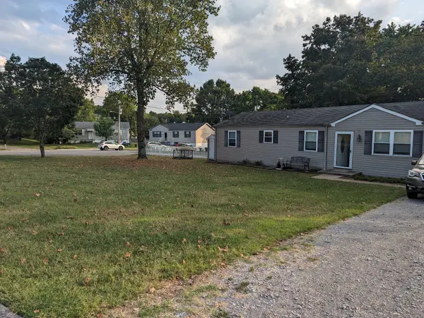 104 Ridgeview Ct, La Vergne, TN 37086