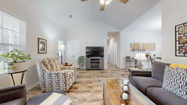 1855 Red Rd, Mc Minnville, TN 37110