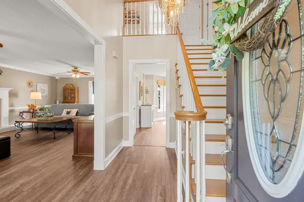 706 E Meadows Dr, Mount Juliet, TN 37122