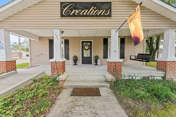 105 W DECHERD ST, Tullahoma, TN 37388