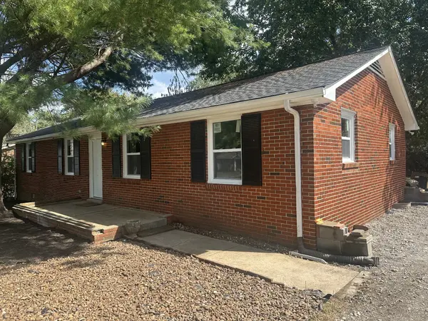 6648 Keystone Dr, Murfreesboro, TN 37129