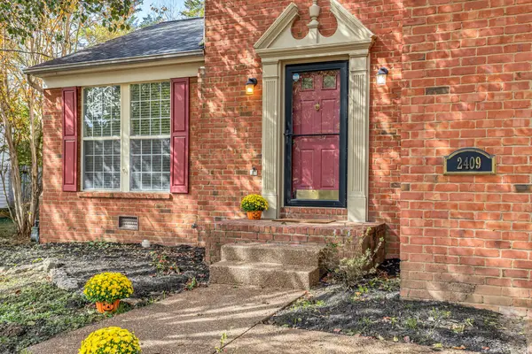 2409 Bayview Dr, Nashville, TN 37217
