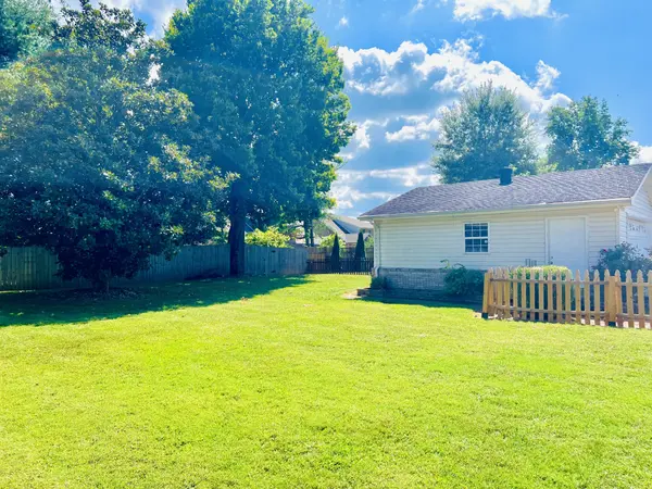 289 Huntington Dr, Gallatin, TN 37066