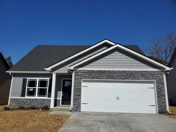 2820 Valley Farms Dr, Christiana, TN 37037