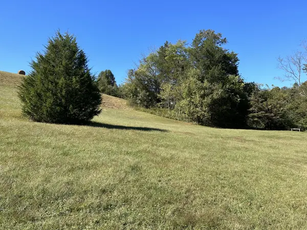 2305 Hurricane Creek Rd, Lynchburg, TN 37352