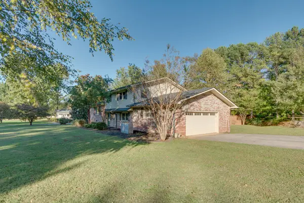 1202 Raleigh Ct, Murfreesboro, TN 37130