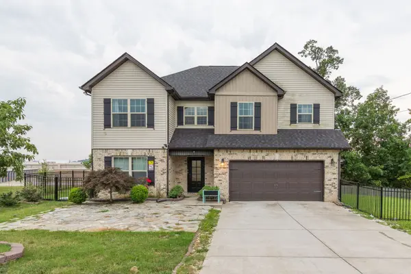 113 Pledge Ct, La Vergne, TN 37086