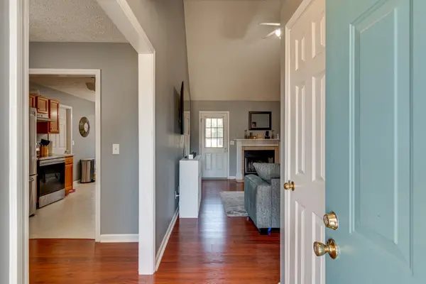 321 Paragon Dr, Bell Buckle, TN 37020