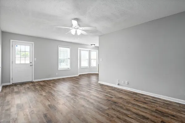 313 Congressman Dr, Clarksville, TN 37042