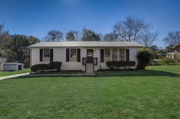210 Andrew Dr, Clarksville, TN 37042