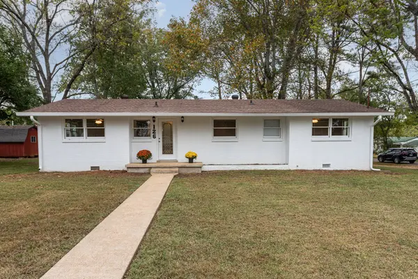 126 SE Forrest Ln, Chapel Hill, TN 37034