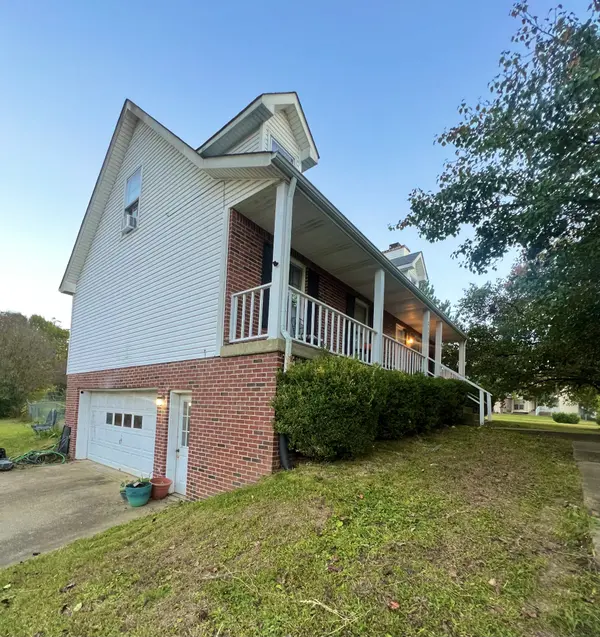2177 Bauling Ct, Clarksville, TN 37040