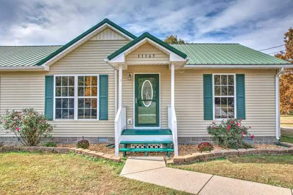 11165 Challenge Dr, Bon Aqua, TN 37025
