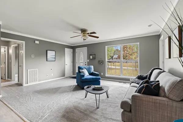 11165 Challenge Dr, Bon Aqua, TN 37025