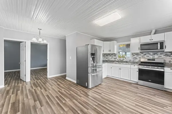 1016 5th Ave #W, Springfield, TN 37172