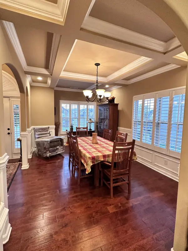 631 Sturdivant Dr, Clarksville, TN 37042