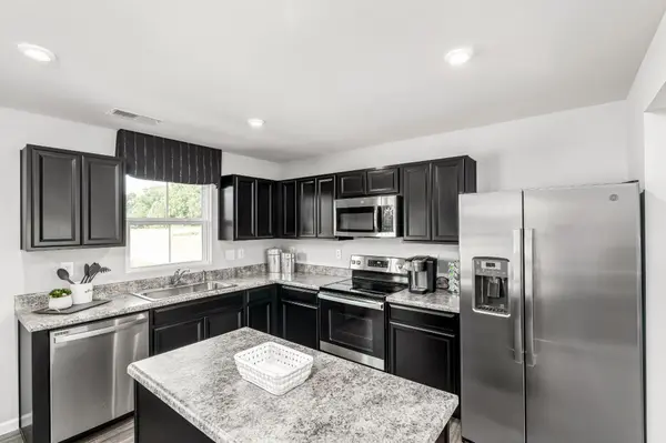 2757 Thornton Grove Blvd #154, Nashville, TN 37207