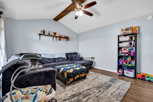 11901 Julien Rd, Gracey, KY 42232