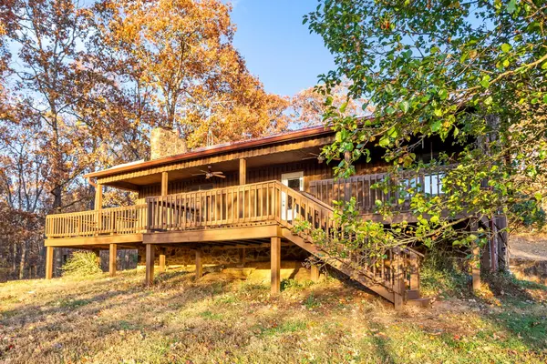 3880 Witty Ln, Hopkinsville, KY 42240