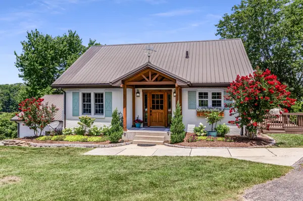 2700 Clayton Arnold Rd, Thompsons Station, TN 37179