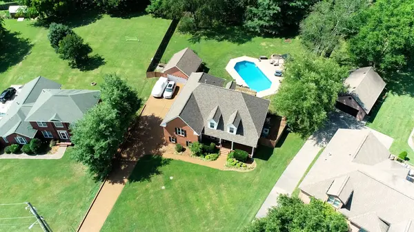 1104 Lake Rise Overlook, Gallatin, TN 37066