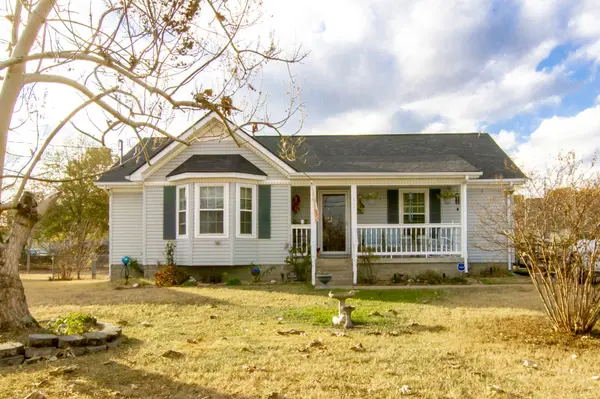 247 Fergus Rd, La Vergne, TN 37086