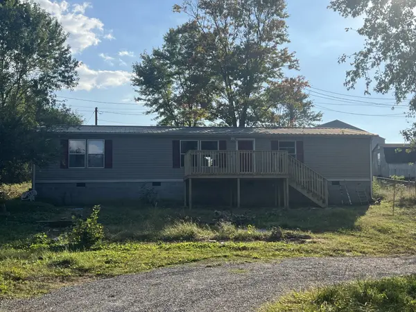 1515 Normandy Rd, Normandy, TN 37360
