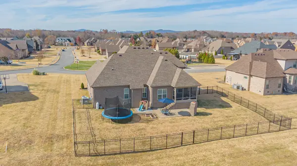 1302 Elyse Dr, Christiana, TN 37037
