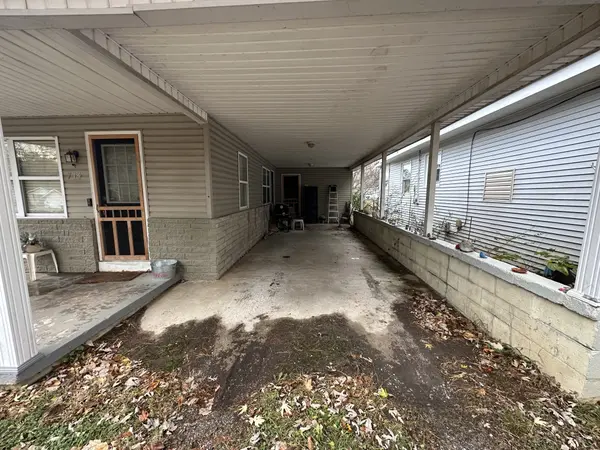 714 N Cedar St, Winchester, TN 37398