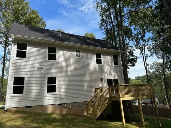 110 Brook Hollow Ct, Bon Aqua, TN 37025