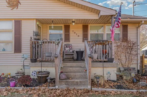 1010 Mooreland St #NE, Belfast, TN 37019