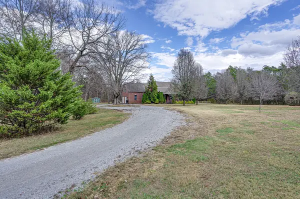 1914 Flat Woods Rd, Lebanon, TN 37090